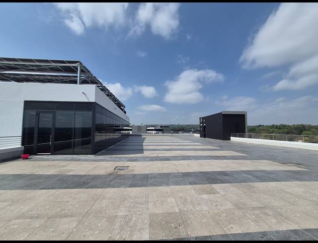 881M² OFFICE TO LET IN GLENADRIENNE EAST